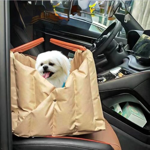 Elegáns, hordozható autósülés kutyáknak